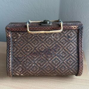 Vintage 1940 Wicker Wood & Rattan Purse with Handles and a Latch